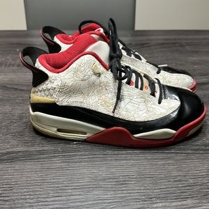 Jordan Dub Zero 2005  White/Black-Varsity Red-Neutral Grey